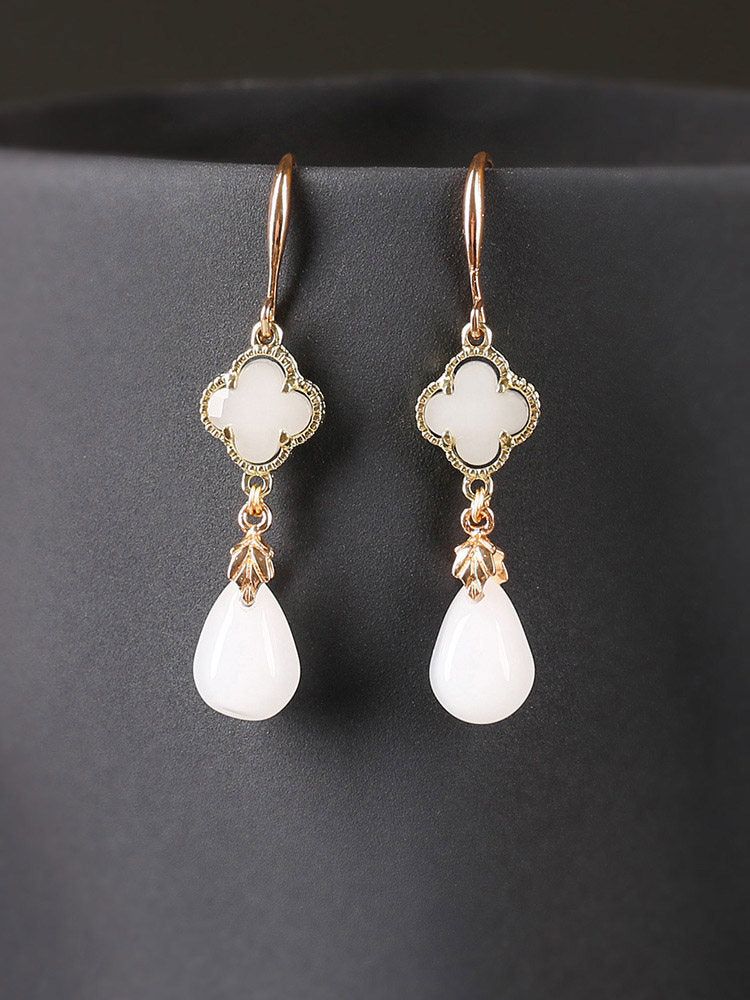 Four Leaf Clover Shimmer White Earrings | Cheongsam Jewelry