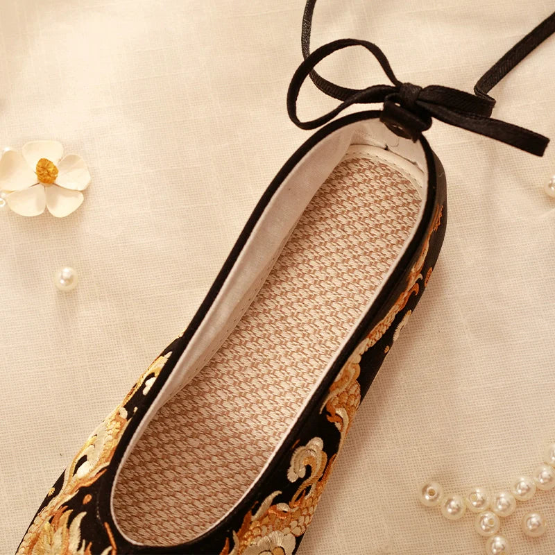 Golden Dragon – Embroidered Chinese Hanfu Shoes for Men and Women