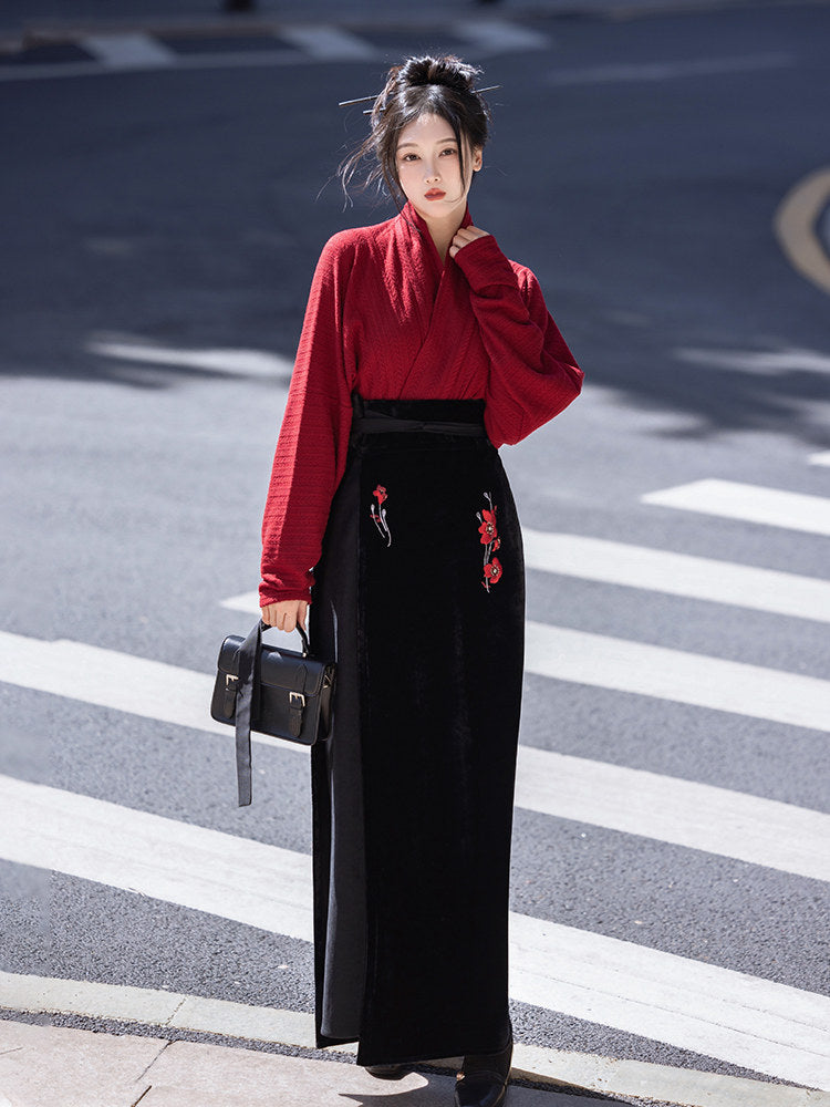 Song Dynasty Modern Hanfu Winged Sleeve Top and Spiral Skirt - Only Love 偏爱 (Preorder)