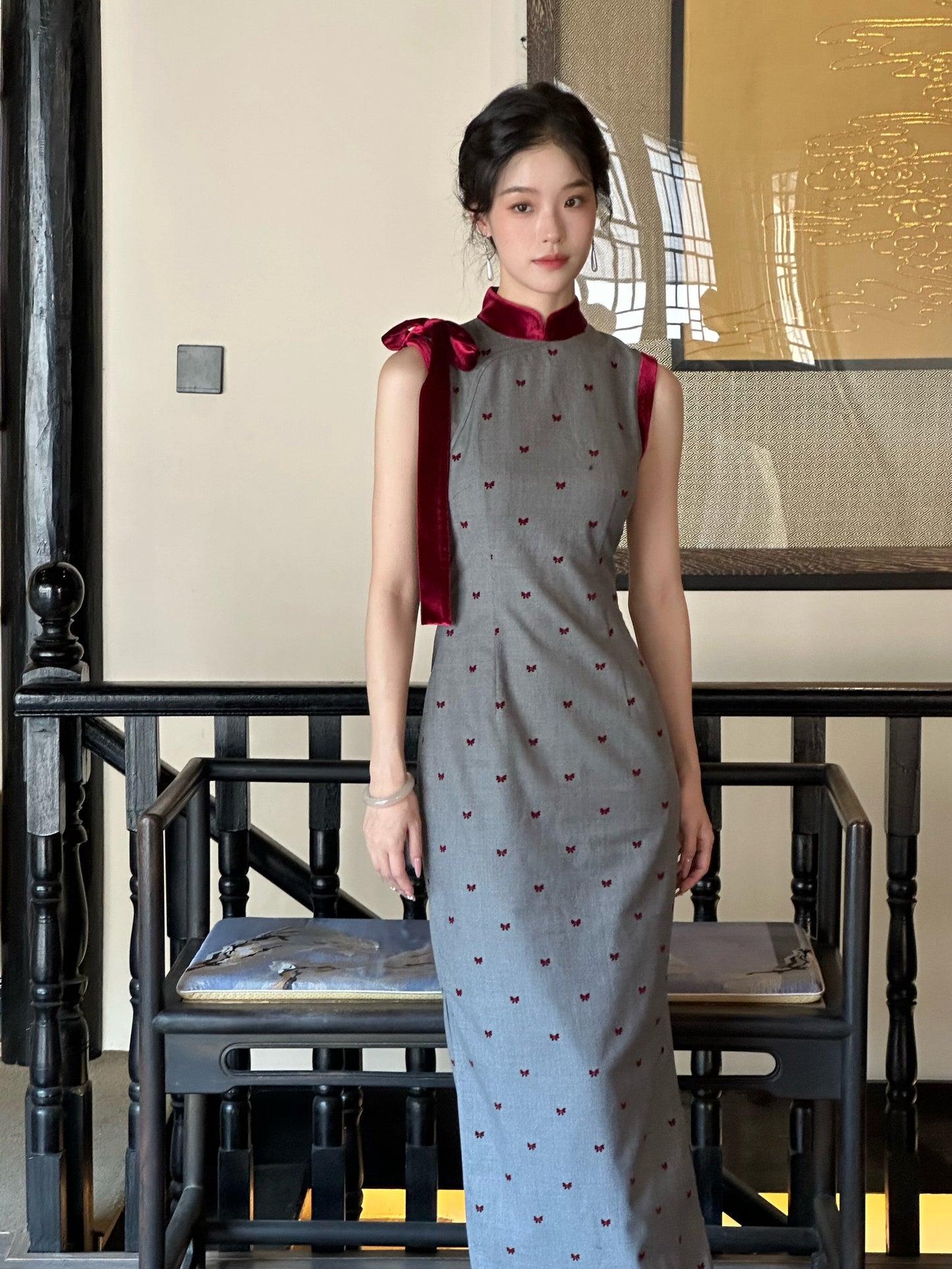 Sleeveless Velvet Heart Long Cheongsam | Miss Butterfly