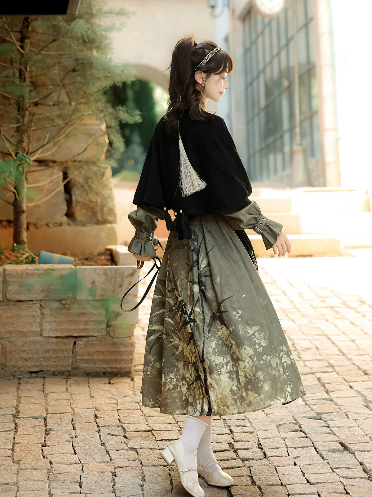 Glitter Bamboo 鎏金竹影 - New Chinese Style Printed Long-Sleeve Dress and Shawl Set (Preorder)