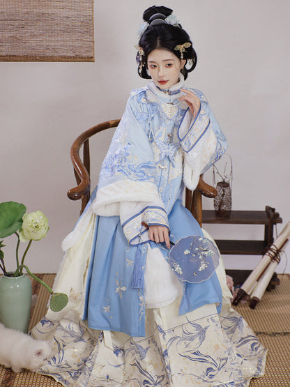 Ming Dynasty Hanfu Set with Embroidered Robe & Mamian Skirt | Yudie 玉蝶