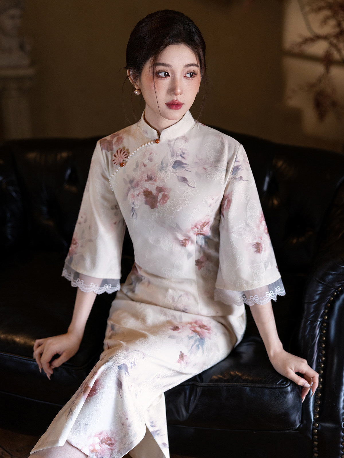 Mid Sleeve Floral Relaxed Cut Cheongsam | Pearl Pavilion
