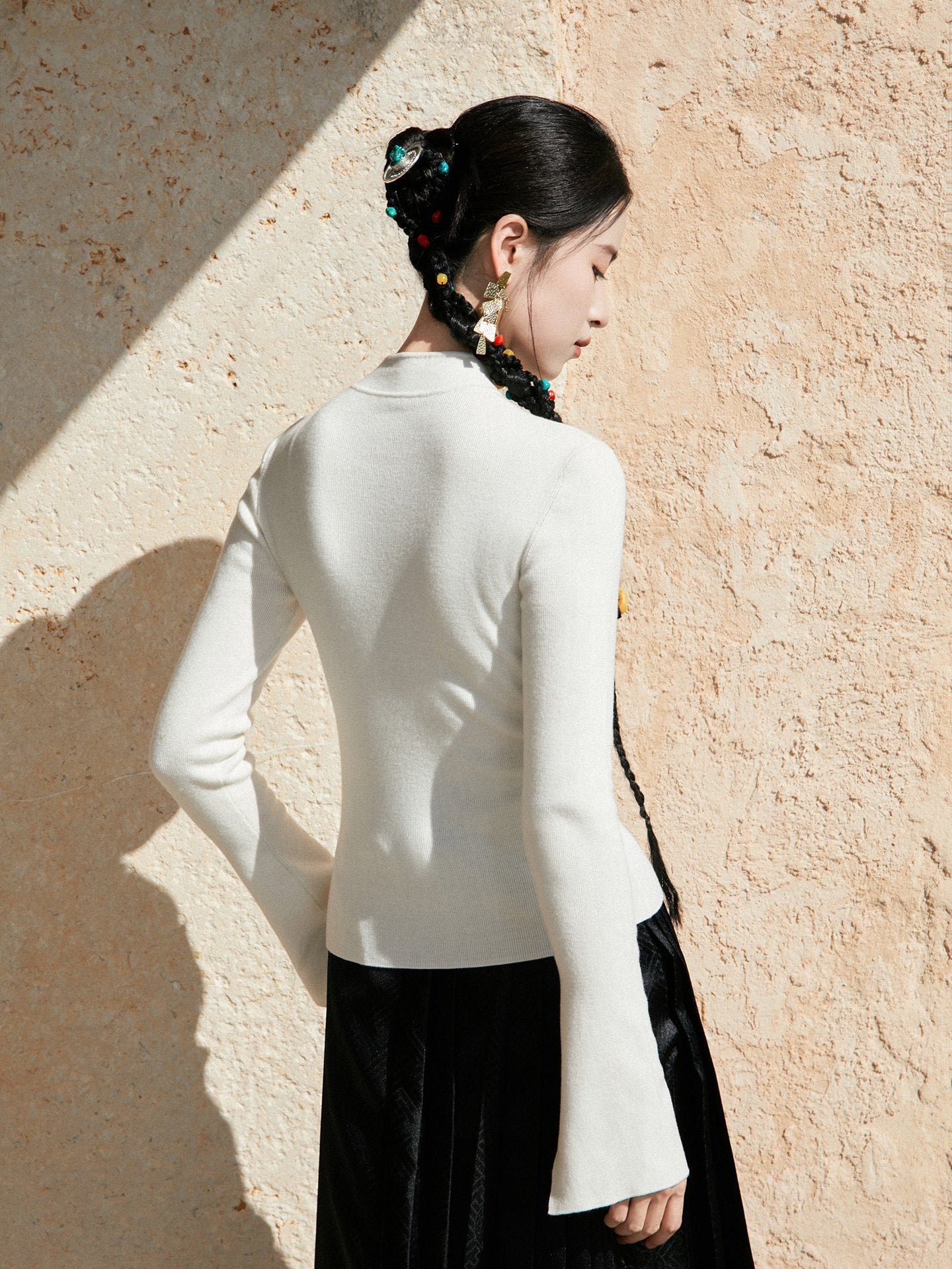 New Chinese Style Knitted Wool Sweater - Winter Awakens 觉冬