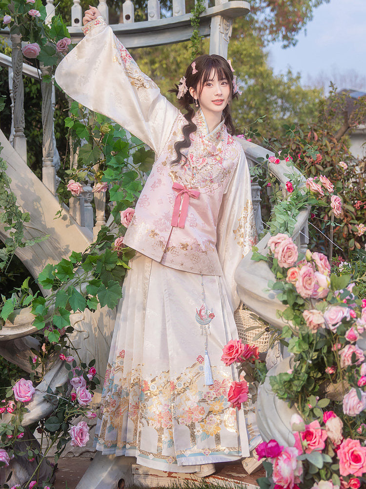 Ming Dynasty Spring Hanfu Set with Pipa Sleeve Bijia & Mamian Skirt | Order of Spring Blossoms 春日花序