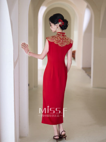 Red Embroidered Bridal Qipao Cheongsam | Soaring Phoenix