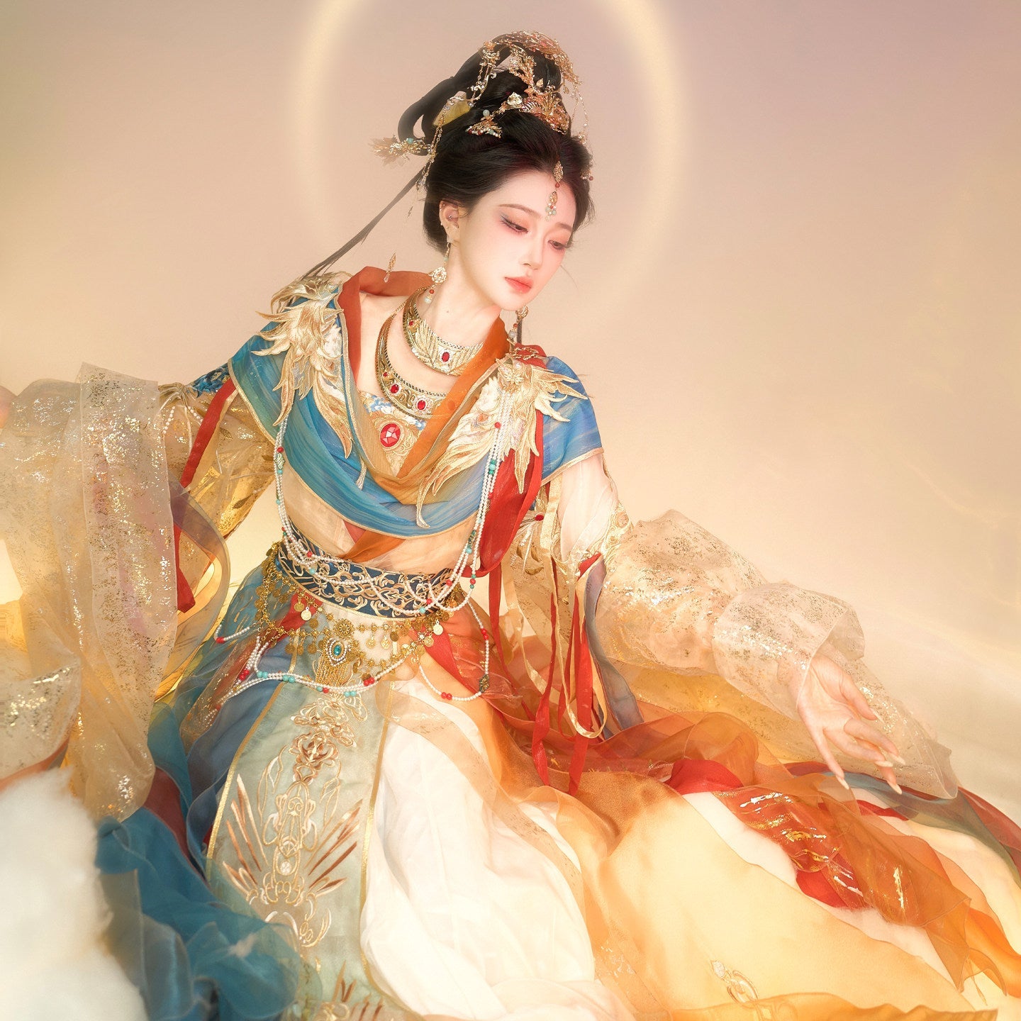 Echoes Against the Wall | Dunhuang Inspired Embroidered Hanfu Set
