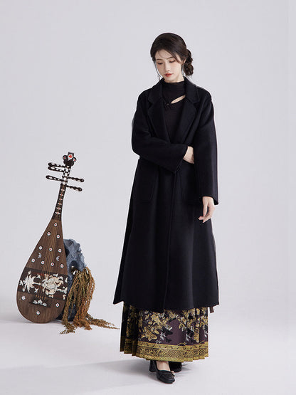 Ming Dynasty Modern Hanfu and Mamianqun - Five Strings Pipa 五弦琵琶