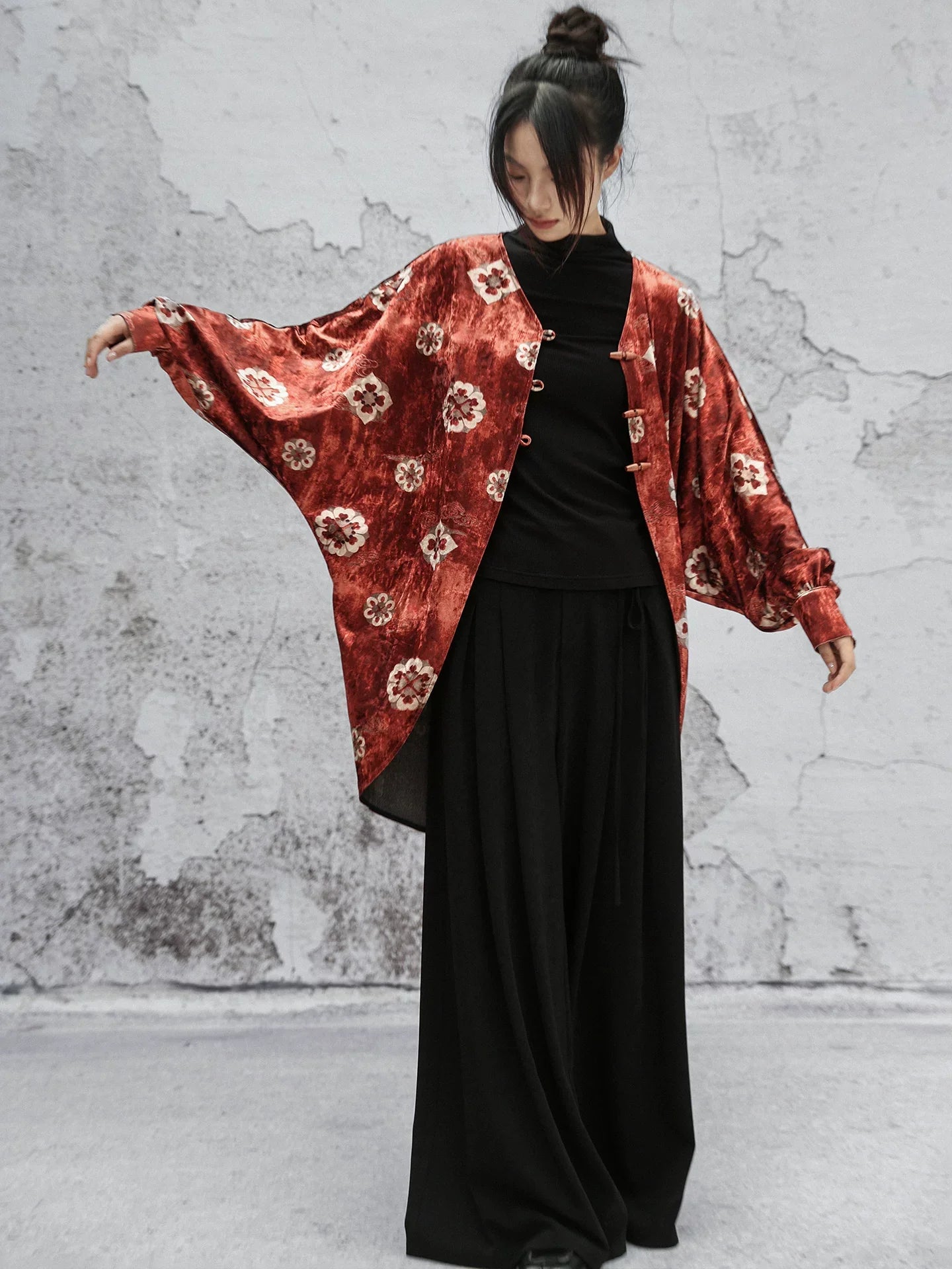 New Chinese Style Autumn Orange Red Print Loose Bat Sleeve Velvet Jacket