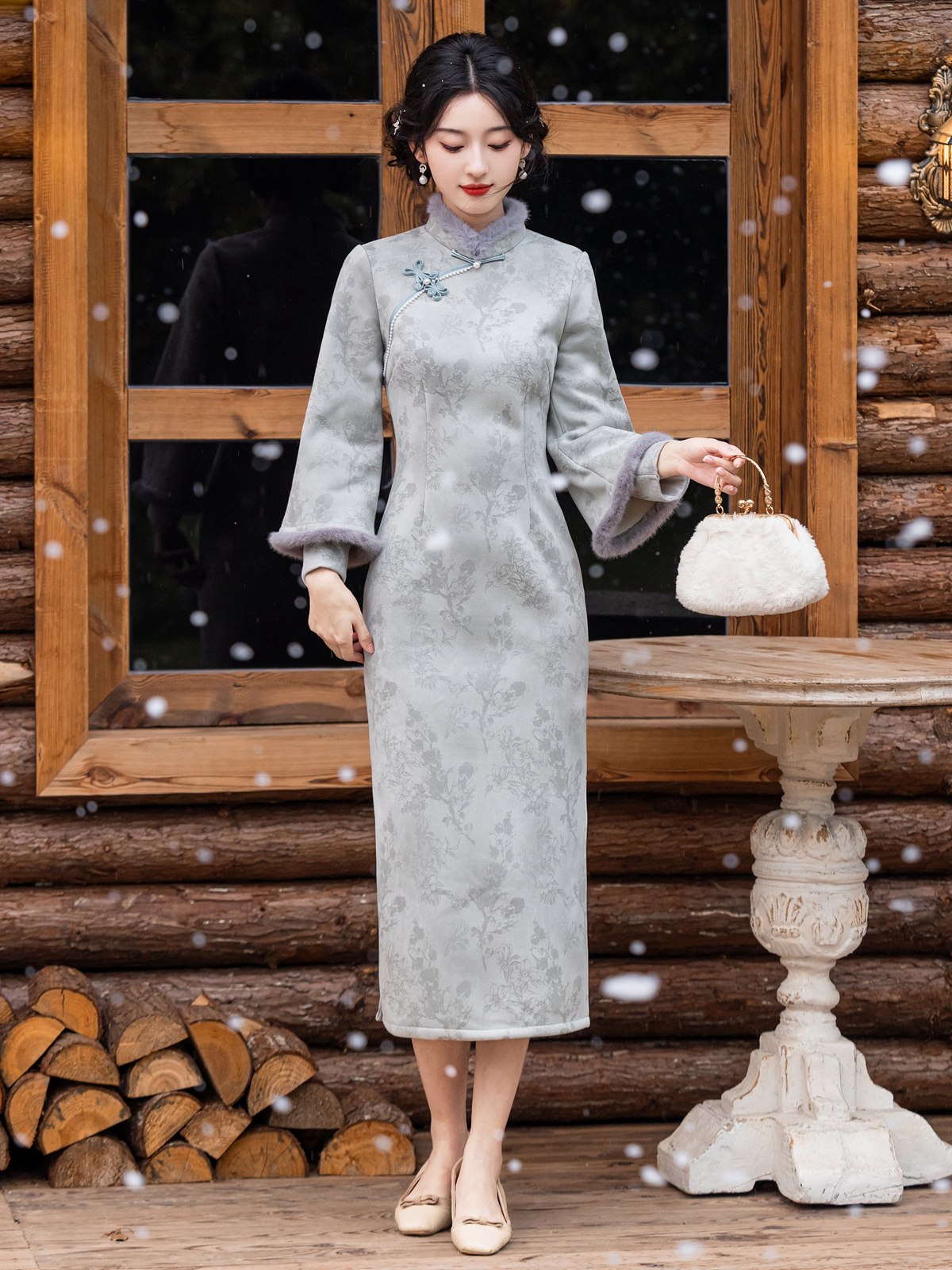 Long Sleeve Fur Trim Midi Qipao | Stardust