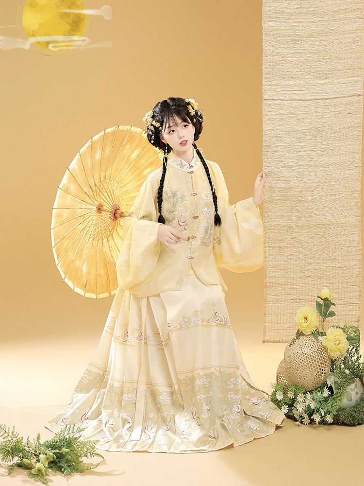 Ming Dynasty Pastel Embroidered Pipa Sleeve Top & Printed Mamian Skirt | Osmanthus Rabbit 桂花兔