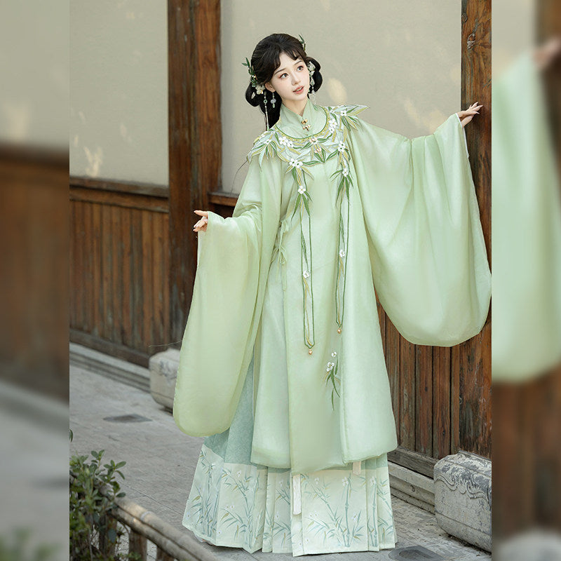 Ming Dynasty Bamboo Leaves Motif Cloud Collar & Mamian Skirt | Yujun 玉君
