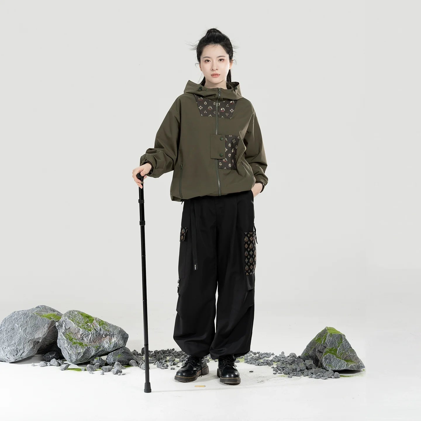 New Chinese Style Women Outdoor Hooded Jacket & Relaxed Straight-Leg Utility Pants - Guanchuanhai 观川海 (Preorder)