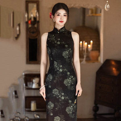 Sleeveless Floral Midi Cheongsam | Night Flowers