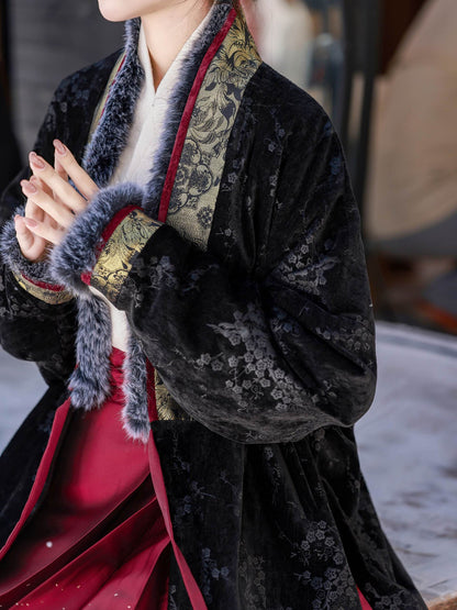Ming Dynasty Style Hanfu Cross Front Bow Sleeve Padded Jacket with Pockets | Shuying 疏影
