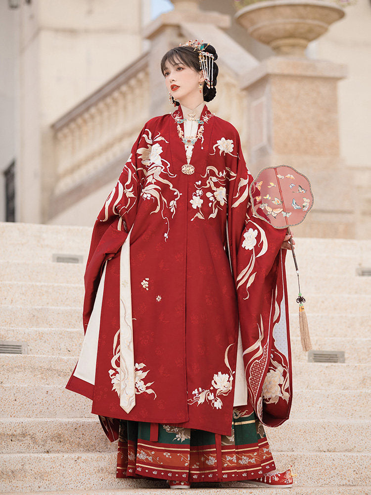 Ming Dynasty Wedding Hanfu Set with Xiapei & Mamian Skirt | Floral Union 花缔良缘