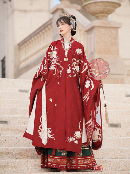 Ming Dynasty Wedding Hanfu Set with Xiapei & Mamian Skirt | Floral Union 花缔良缘