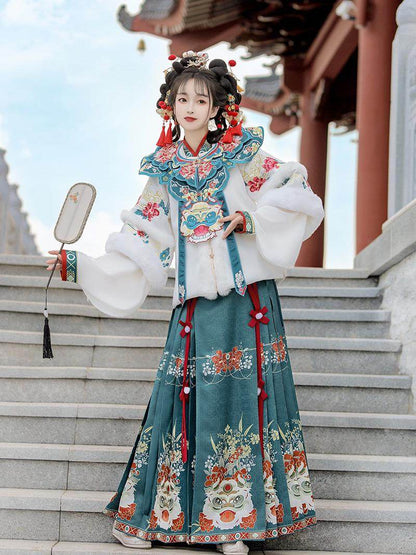 Ming Dynasty Chinese New Year Festival Hanfu | Yearly Lion Dance 舞狮年年