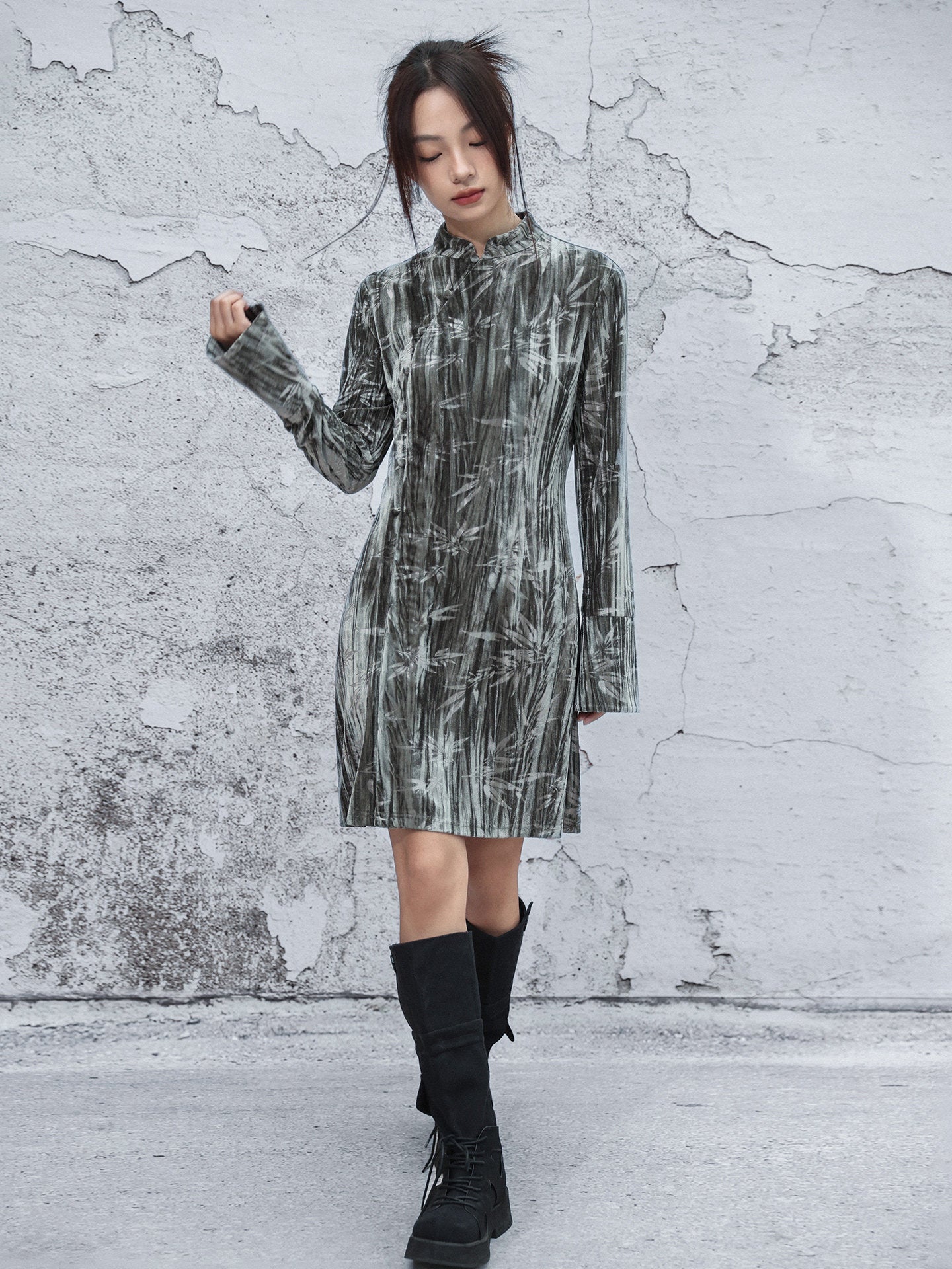 New Chinese Style Embossed Velvet A-Line Dress