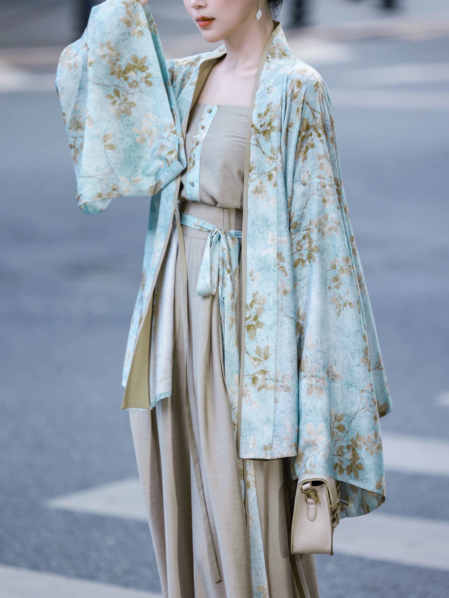 Modern Hanfu Outfit Retro Commuting Set with Cardigan, Camisole & Song-Style Pants - Huaqing 花青 (Preorder)
