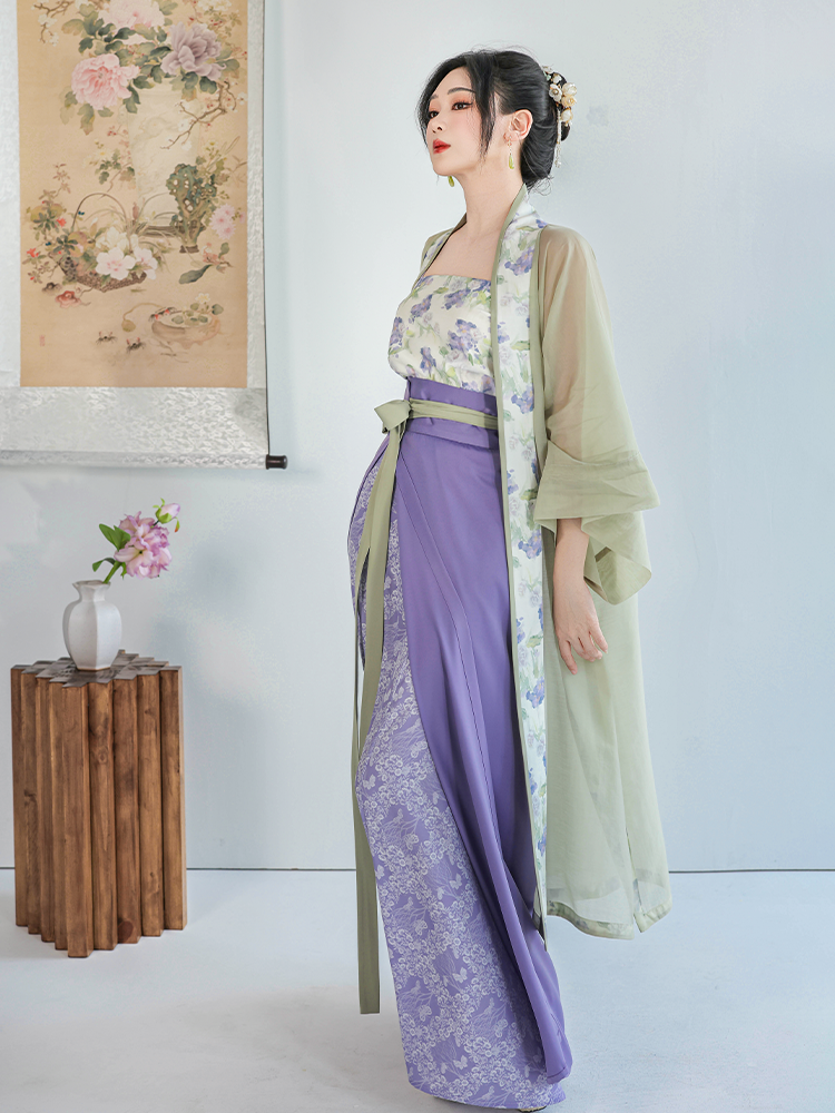 Song Dynasty Modern Hanfu Changgan Temple Beizi and Spiral Skirt - Jasmine Green Tea 茉莉青提 (Preorder)