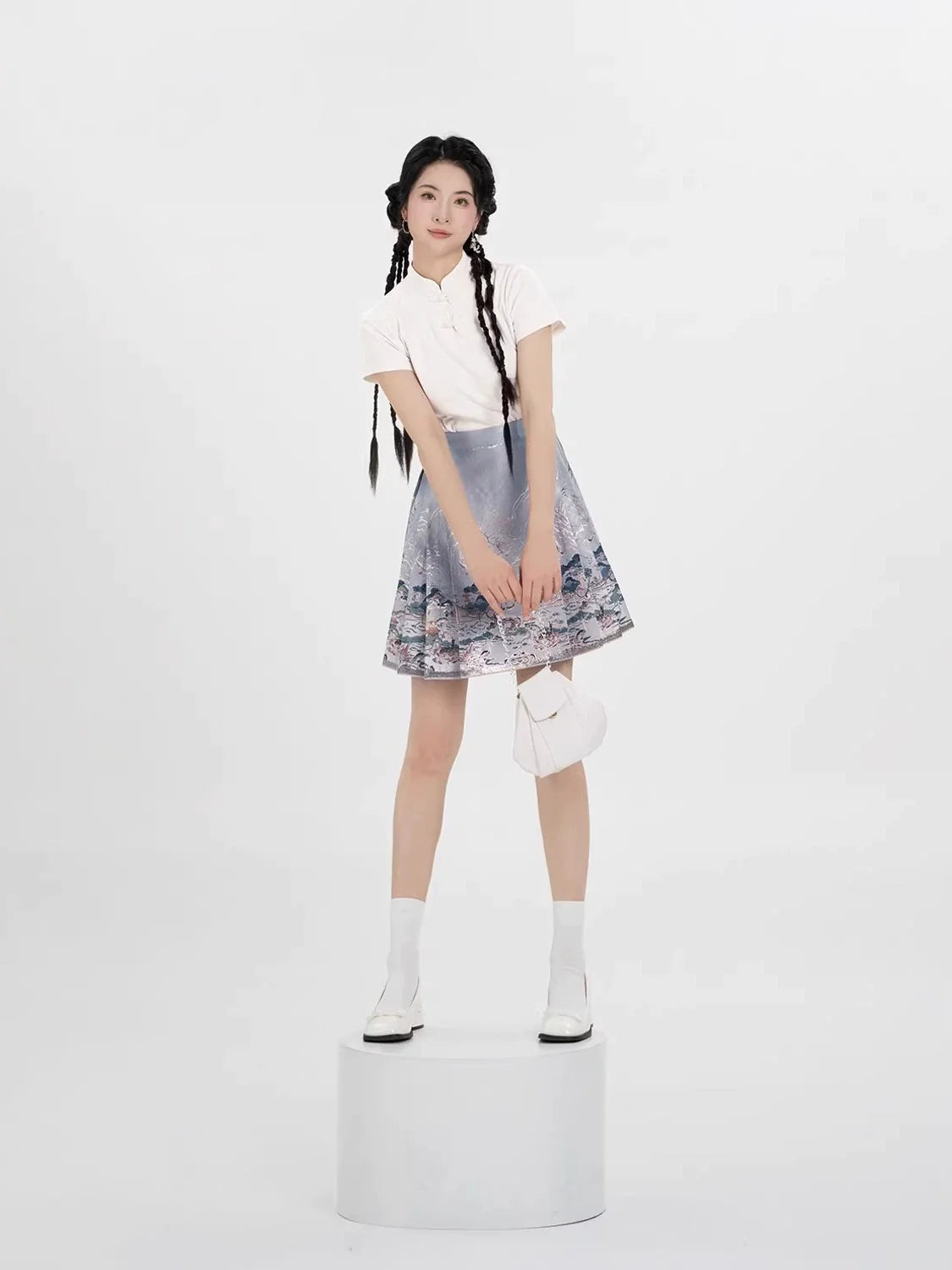 Ming Dynasty Modern Hanfu Top and Mamianqun Mini Skirt - Path of Flowers 一鹿莲生