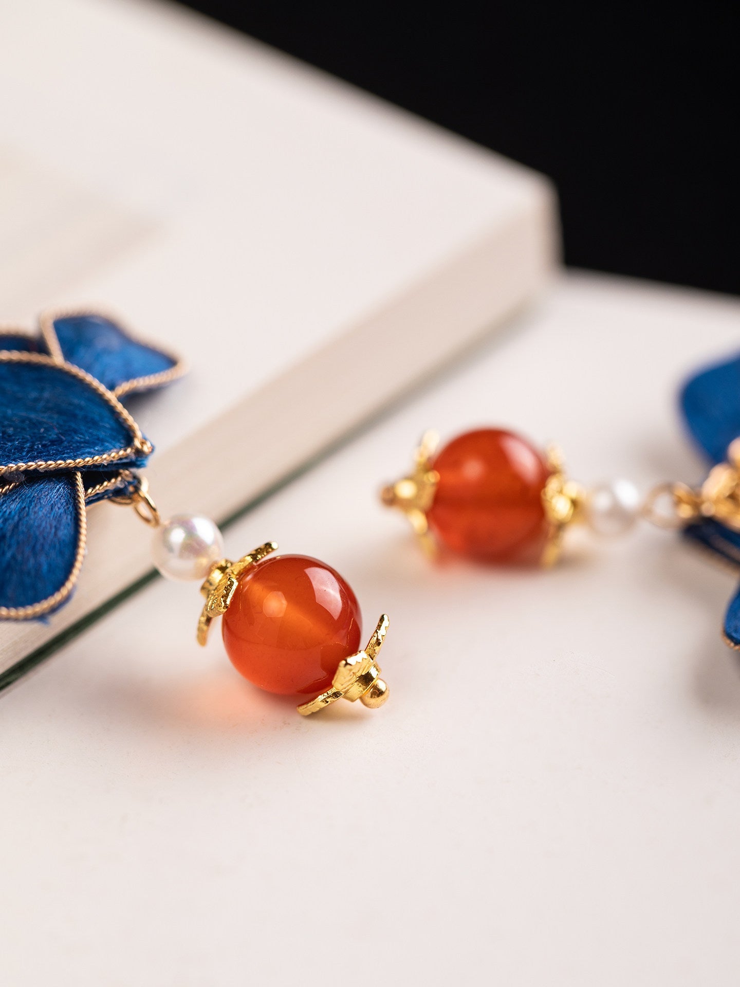 Emerald Velvet Flower Earrings | Cheongsam Jewelry
