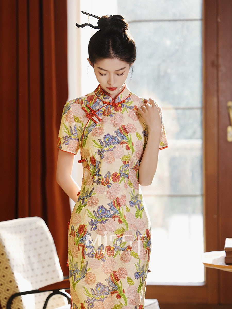 Short Sleeve Floral Long Cheongsam | Wenwen