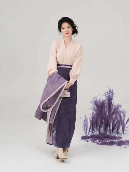 Song Dynasty Modern Hanfu Set with Long Sleeve Top and Spiral Skirt - Canglan Swallow 苍兰燕子 (Preorder)