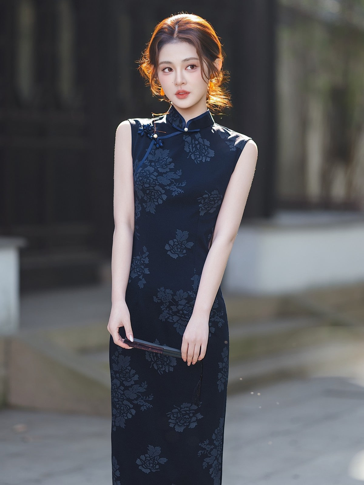 Sleeveless Floral Long Cheongsam | Midnight