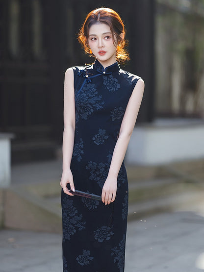 Sleeveless Floral Long Cheongsam | Midnight