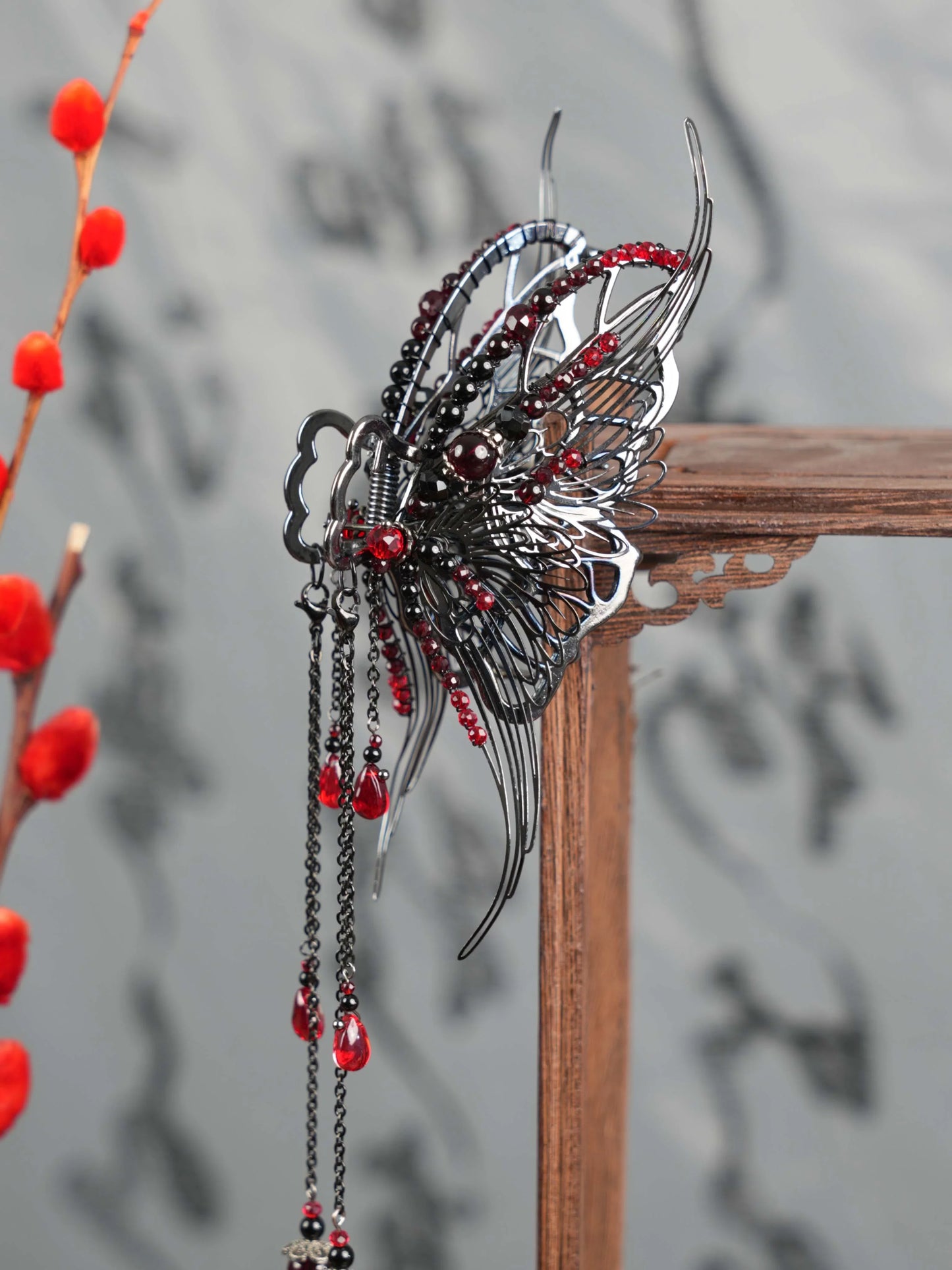 Hair Claw: Swallow Butterfly