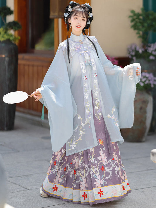 Ming Dynasty Hanfu Set with Cloud Collar & Mamian Skirt｜Sleepless Petal 花未眠