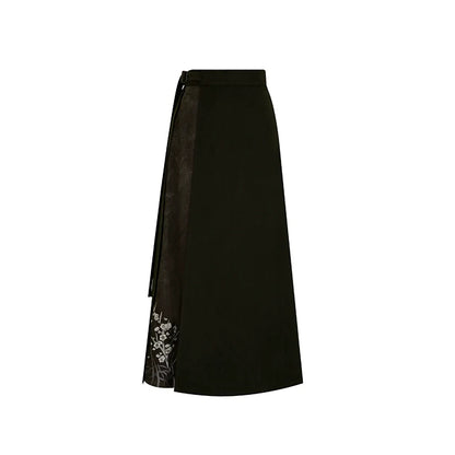 Song Dynasty Modern Hanfu Set with Long Sleeve Top and Spiral Skirt - Fumei 赋梅 (Preorder)