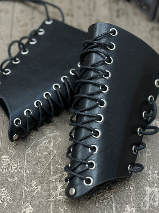 Blade Chronicles - wrist guards for hanfu — side profile