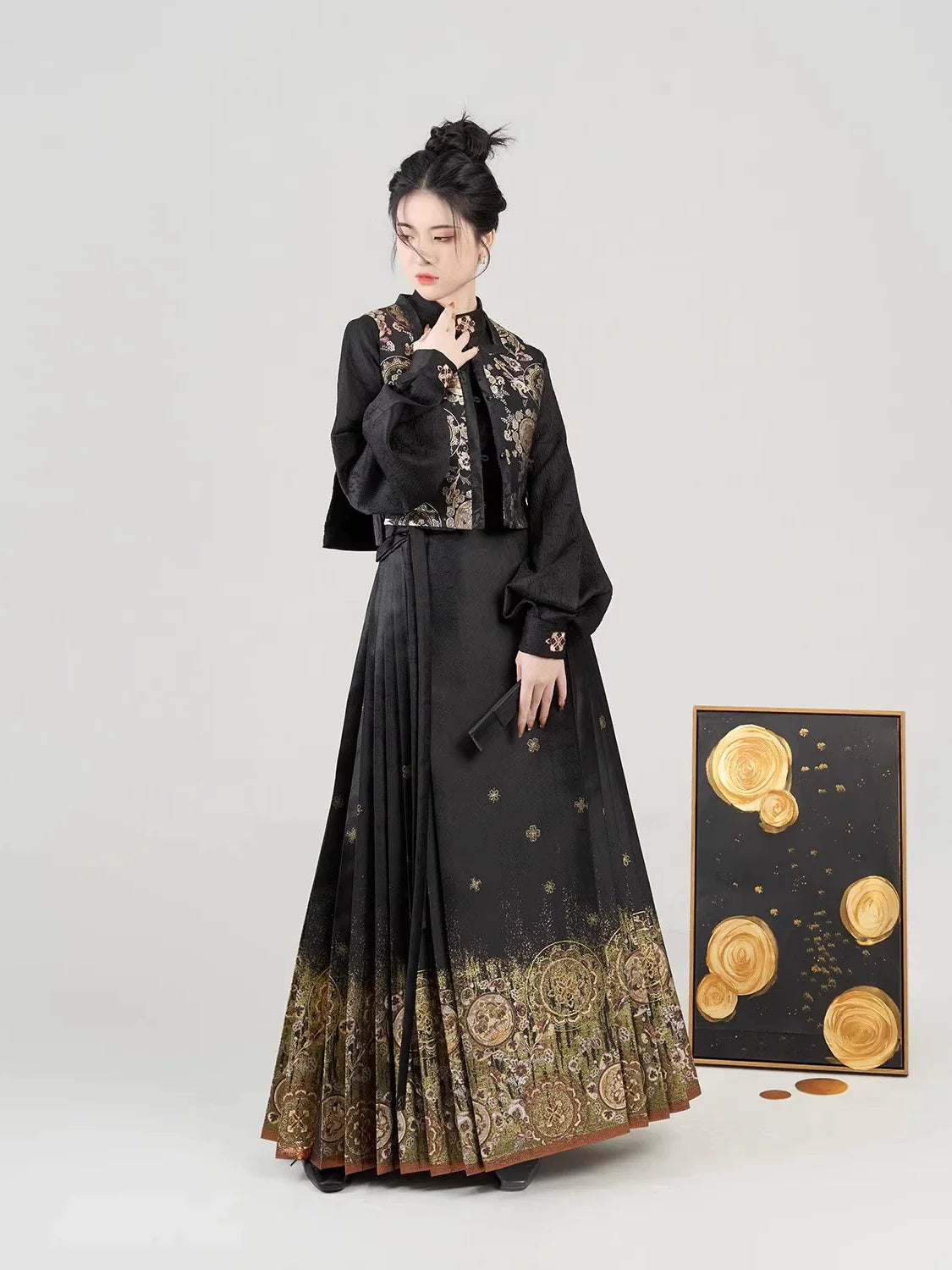 Chinese Blouse & Mamian Skirt Outfit | Jinghua Jade Mirror 金花玉镜