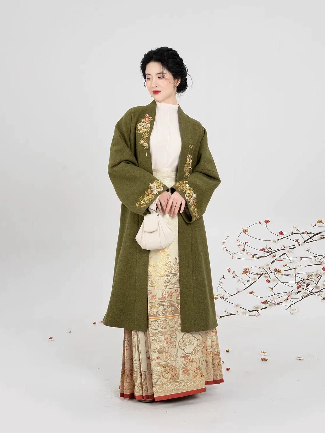 Chinese Jacket & Mamian Skirt Outfit | Windows Herbs 梅窗百草