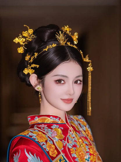 Glimmer of Red Blossoms - Gold Phoenix Bridal Hairband and Hairpin Minimalist Chinese Wedding Accessories