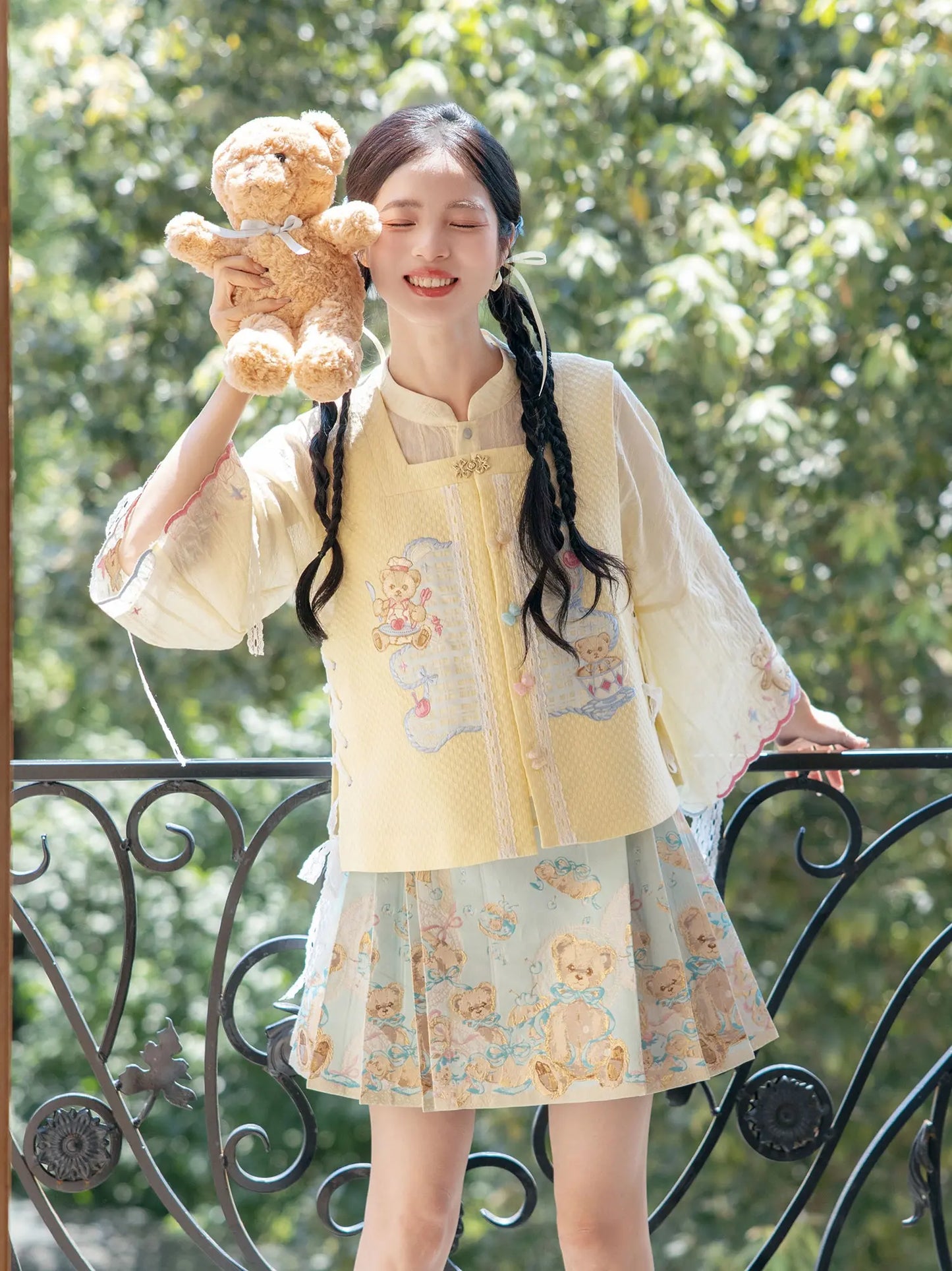 New Chinese Style Long Sleeve Top and Vest with Skirt or Wide Leg Pants - Butter 黄油可露丽