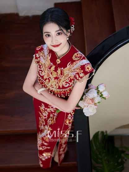 Red Embroidered Bridal Qipao Cheongsam | Biyishuangfei