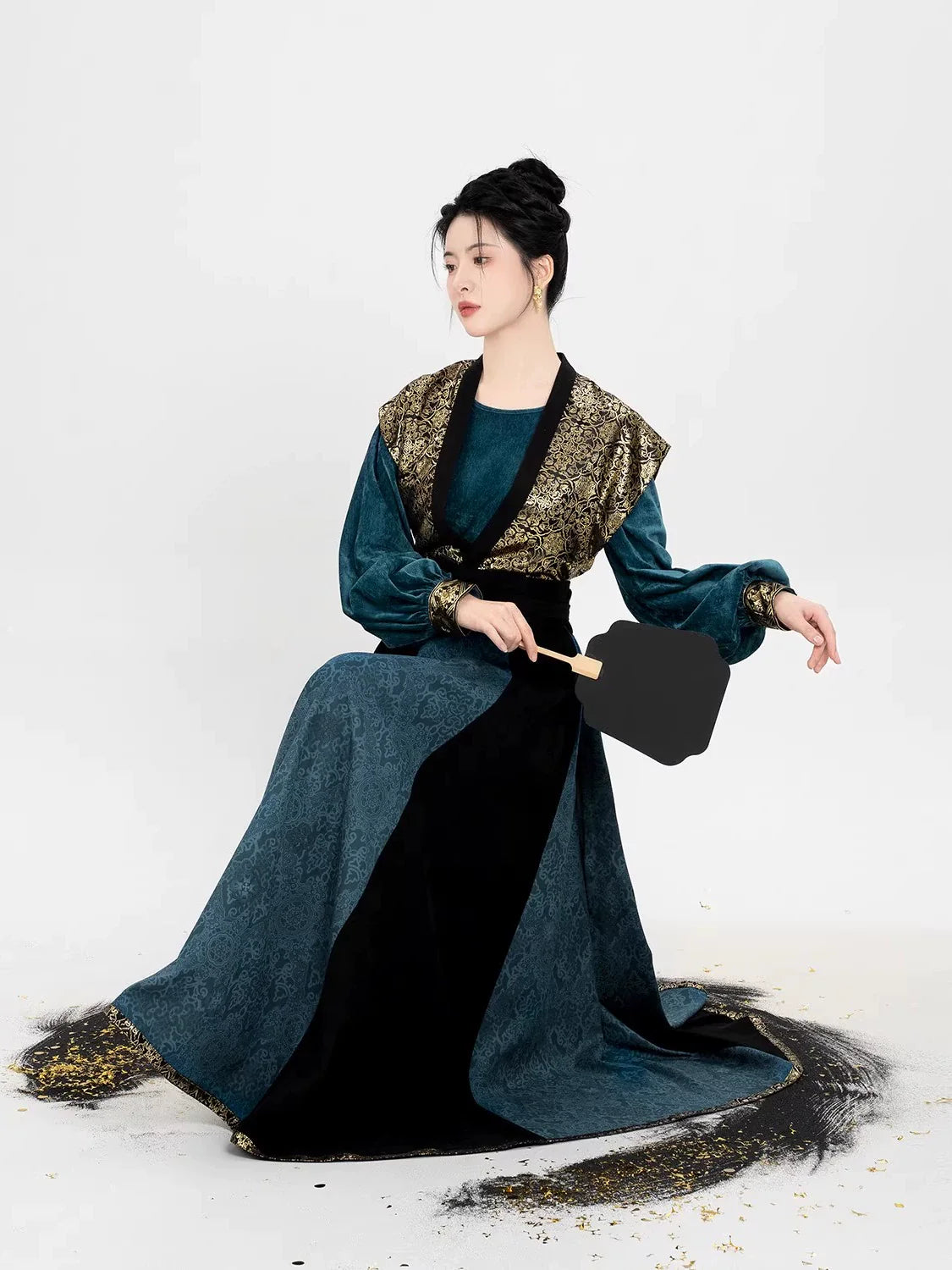Tang Dynasty Modern Hanfu Set with Beizi Overlay & Flowing Eight-Panel Skirt - Song of Mulan 木兰颂 (Preorder)