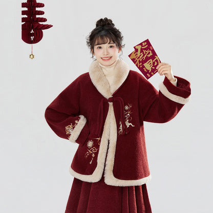 Tang Dynasty Dunhuang Museum Red Woolen Coat and Mini Mamian Skirt - Fu Lu Mingchun 福鹿鸣春 (Preorder)