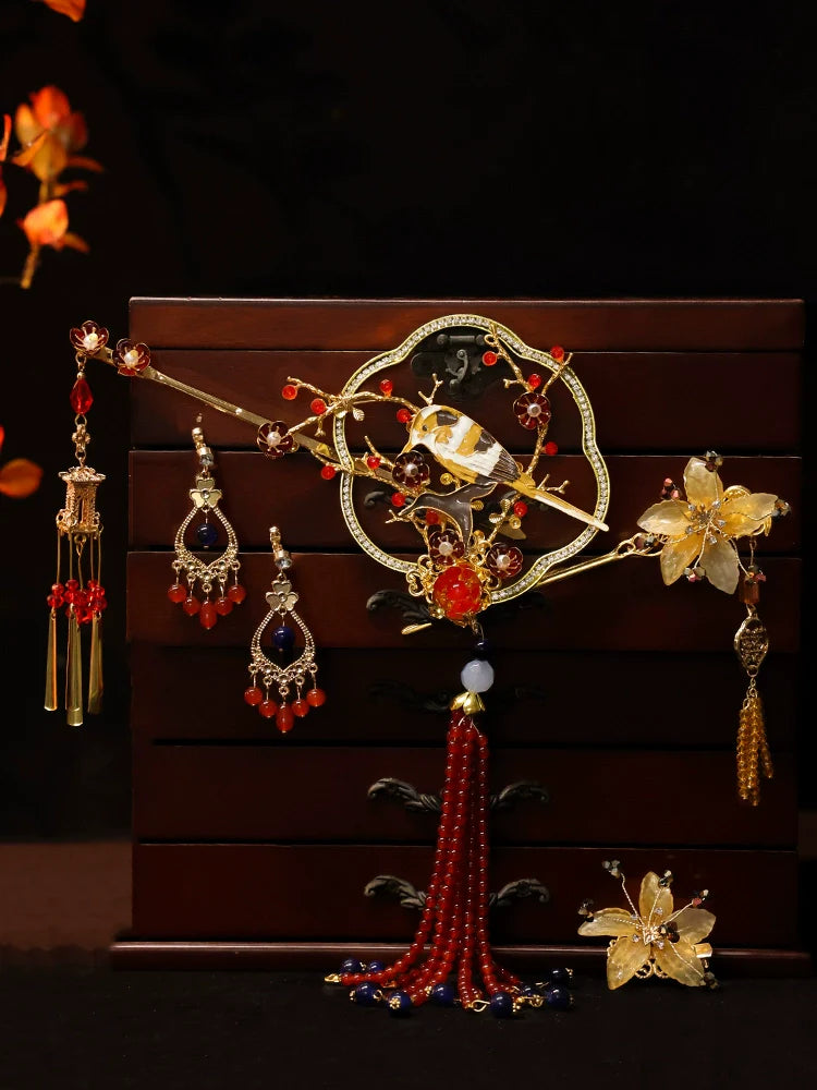Flying Bird and Floral - Bridal Hairpin Classical Chinese Wedding Headpiece for Xiuhe and Morning Robe Bride