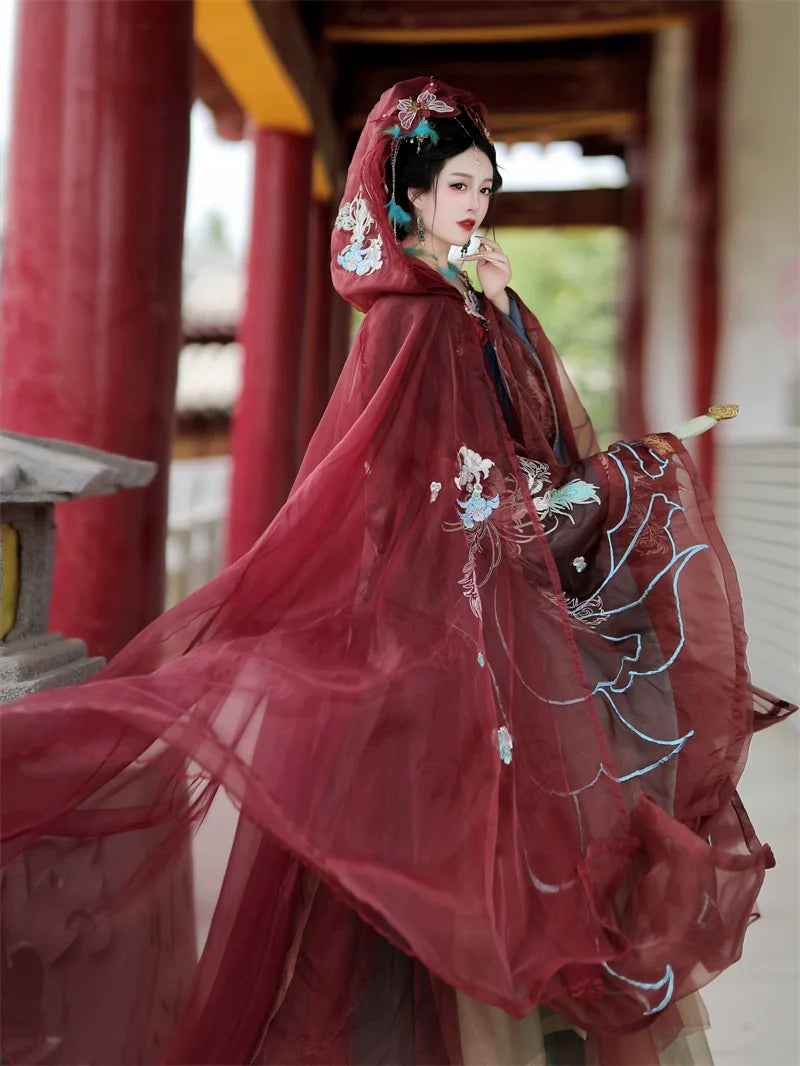 Fengpan Golden Thread 凤盘金缕 - Tang Dynasty Style Qixiong Ruqun (Preorder)