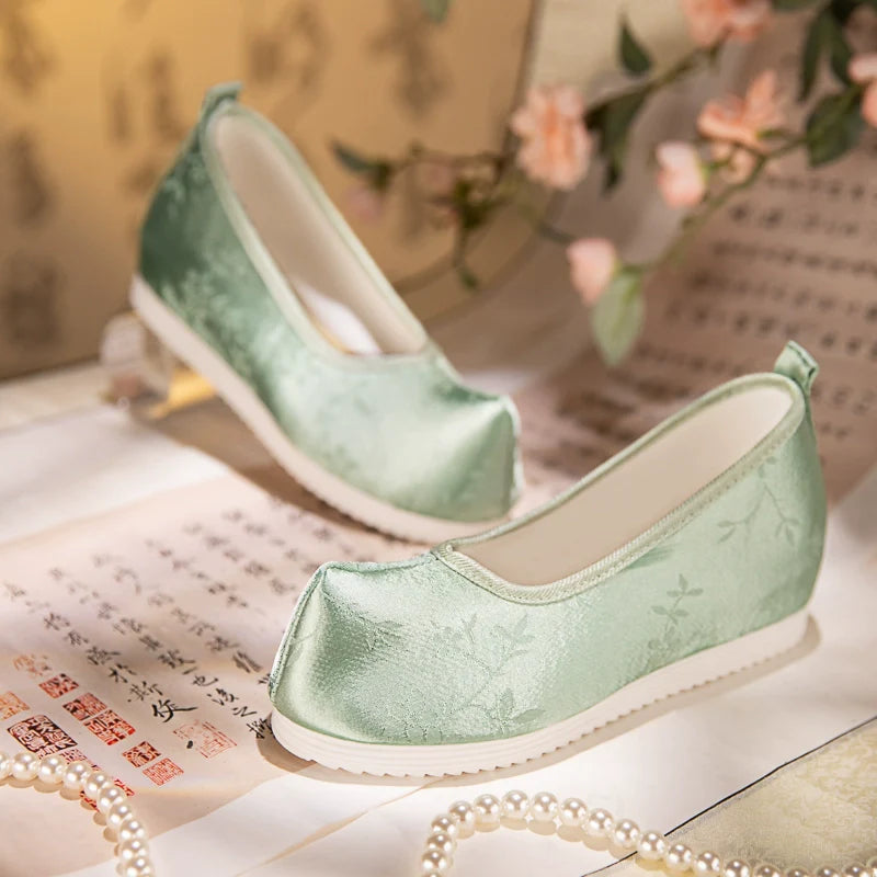 Rachel - Traditional Brocade Hanfu Shoes