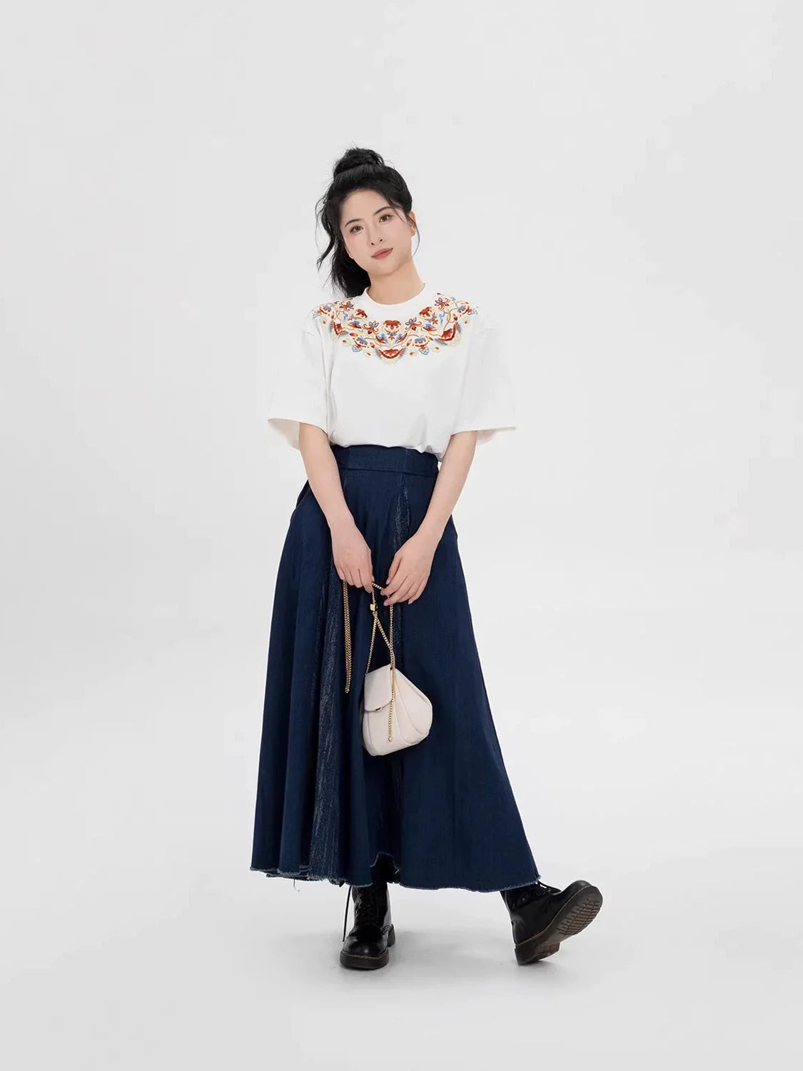New Chinese Style Dunhuang Inspired Embroidered Cotton T-Shirt and Skirt Set - Huarongrong 花蓉蓉 (Preorder)