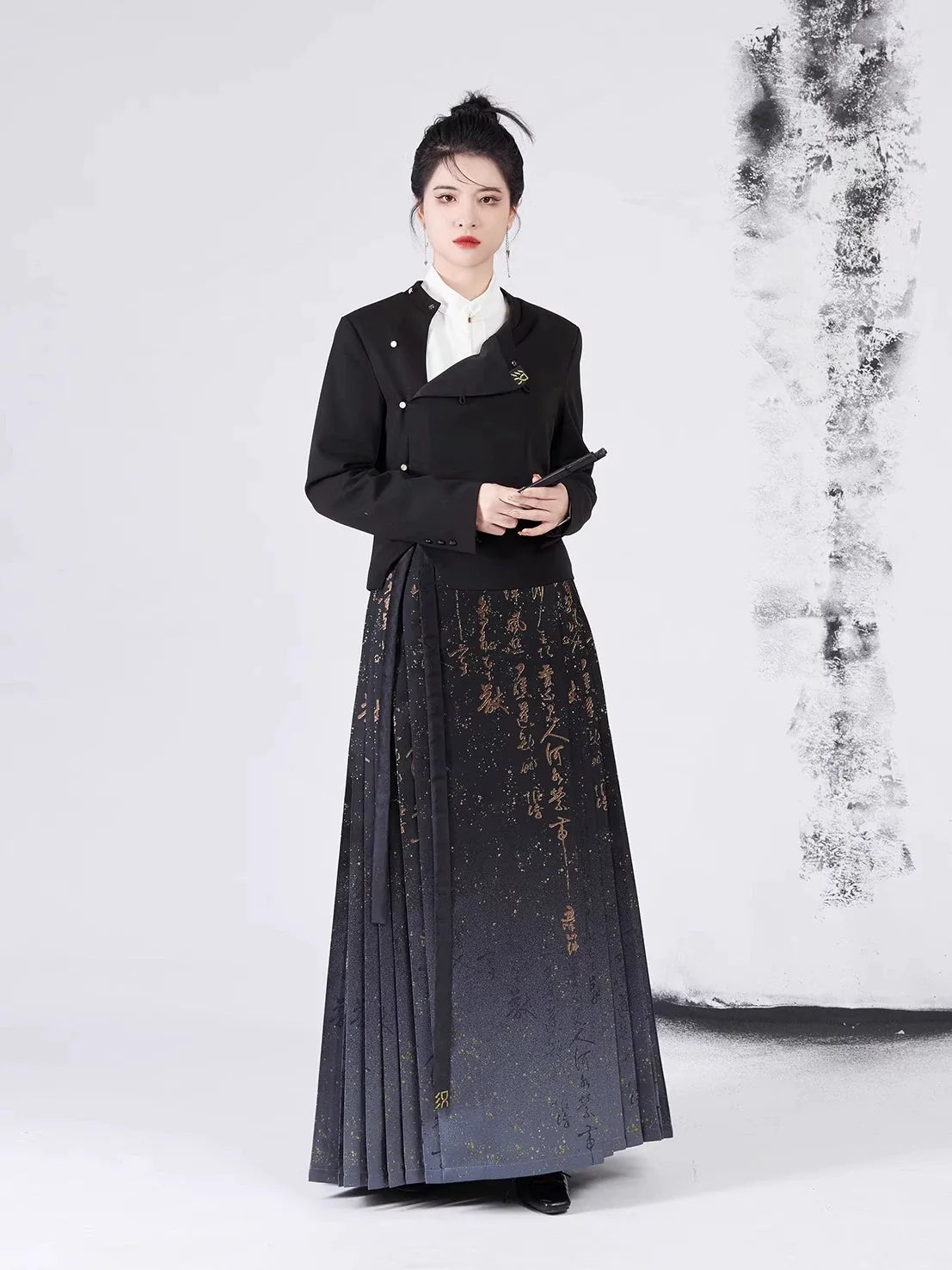 Chinese Blouse & Mamian Skirt Outfit | Chu Zhi 褚知