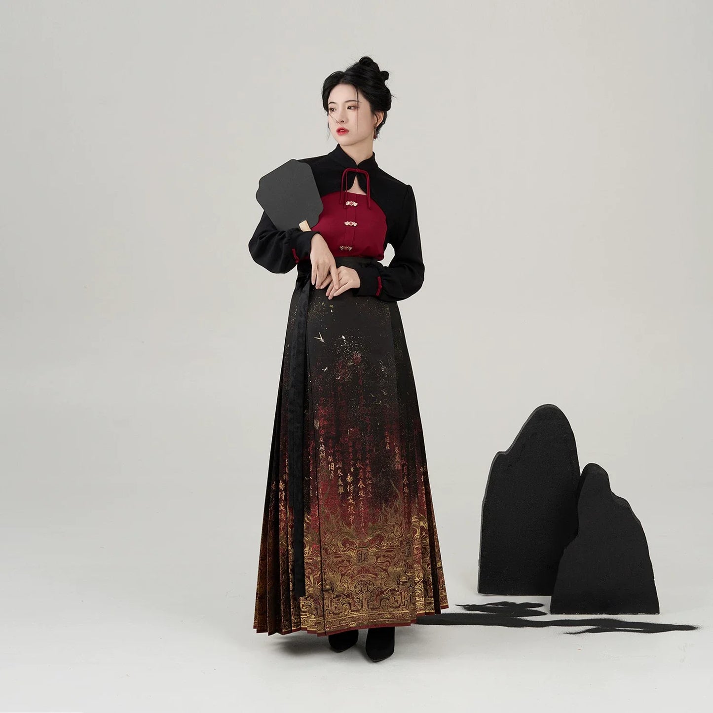 Ming Dynasty Modern Hanfu Mamianqun Outfit - Dansha 丹砂