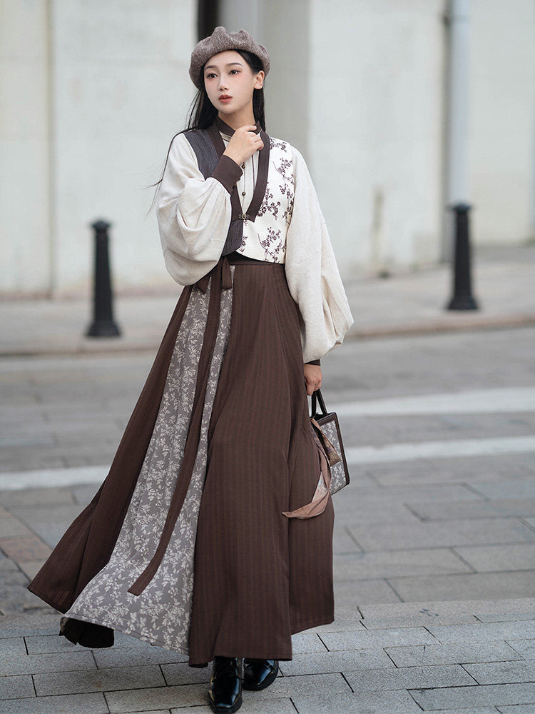 British Literature and Art Hanfu Vest and Eight Panel Skirt - Late Autumn 晚来秋 (Preorder)