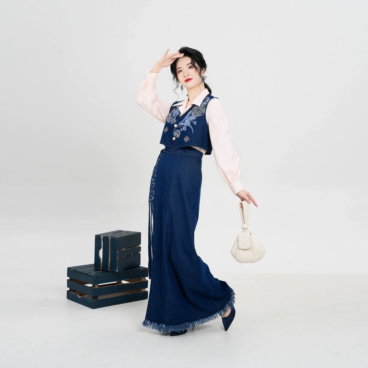 Song Dynasty Modern Hanfu Set with Majia, Long Sleeve Top and Denim Spiral Skirt - Blue Kite 蓝鸢 (Preorder)